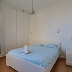 Marceau - T2 Avec 1 1 Salle De Bain Et 1 Canapé Lit * Bordeaux