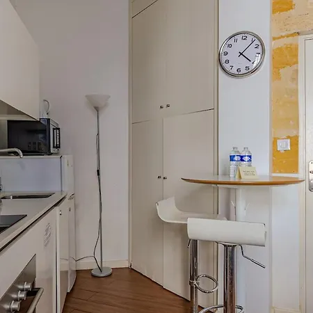 Marceau - T2 Avec 1 1 Salle De Bain Et 1 Canape Lit Bordeaux