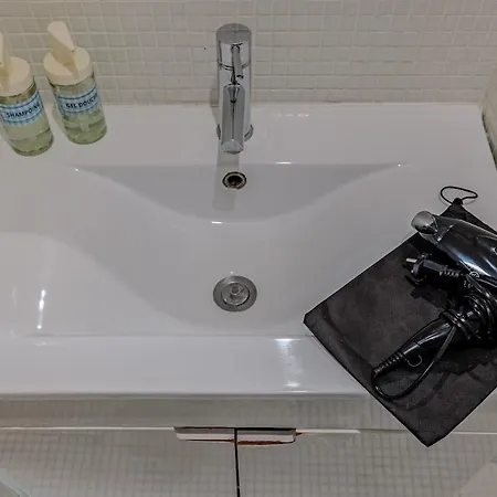 شقة Marceau - T2 Avec 1 1 Salle De Bain Et 1 Canape Lit *